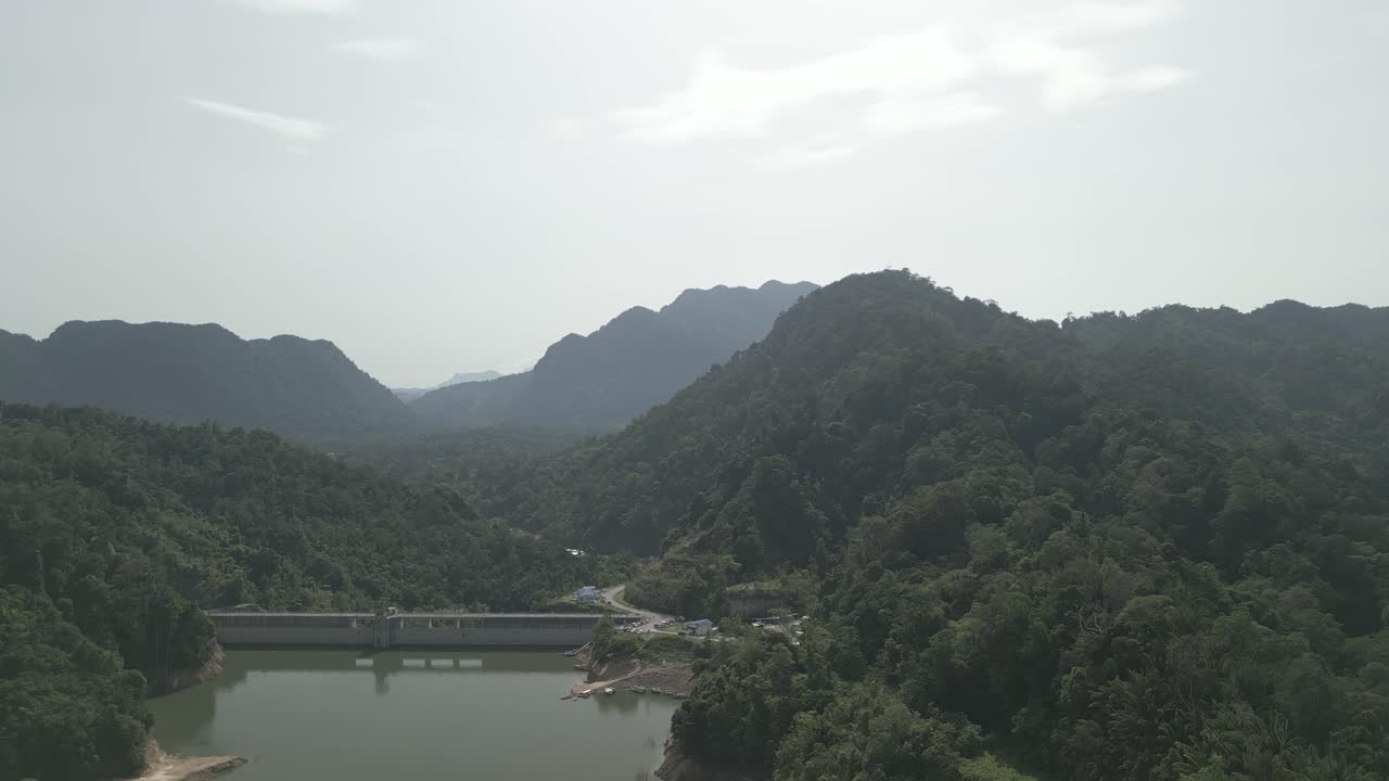 Bengoh Dam,Sarawak-Kalimantan borders,with a scenic boat ride to Bengoh Dam by Susung Waterfall and other cascading wonders, drawing local resemblance to the junglesof "Jurassic World."