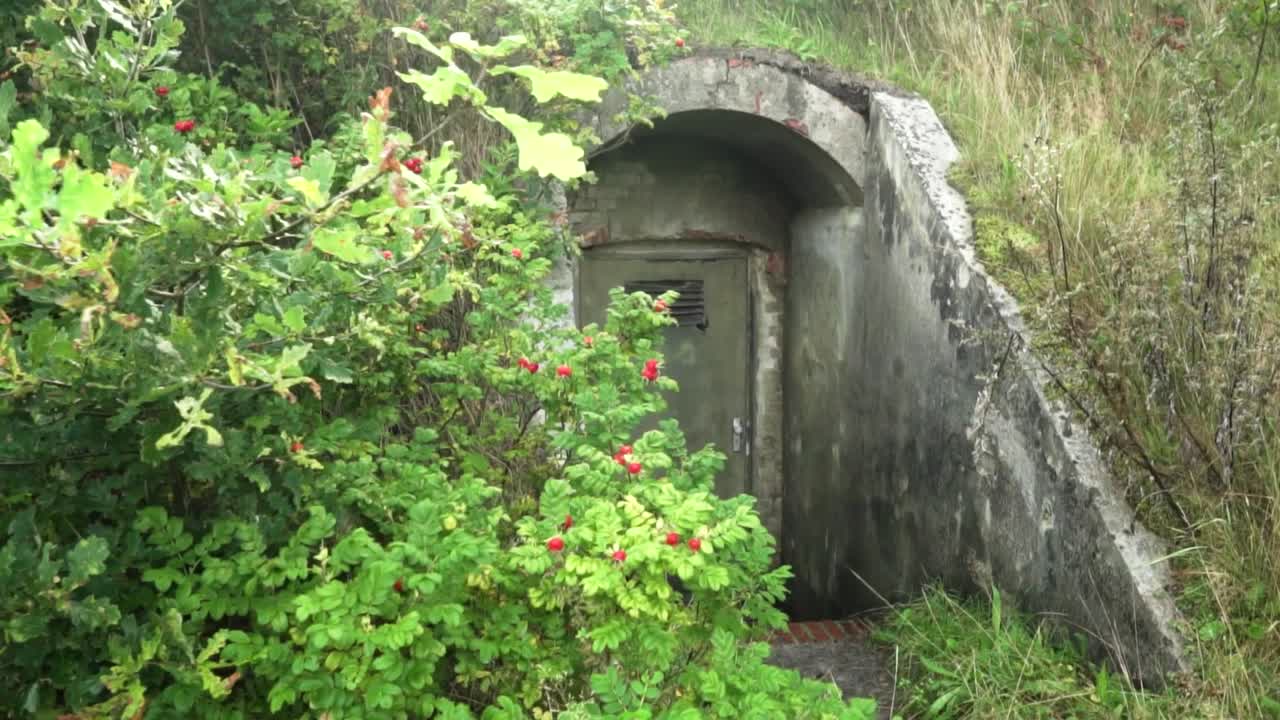 버려진 지하 커