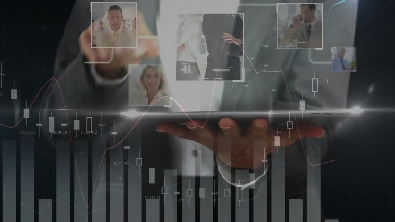 tableta táctil, hombre de negocios con animación de análisis de datos financieros sobre la pantalla