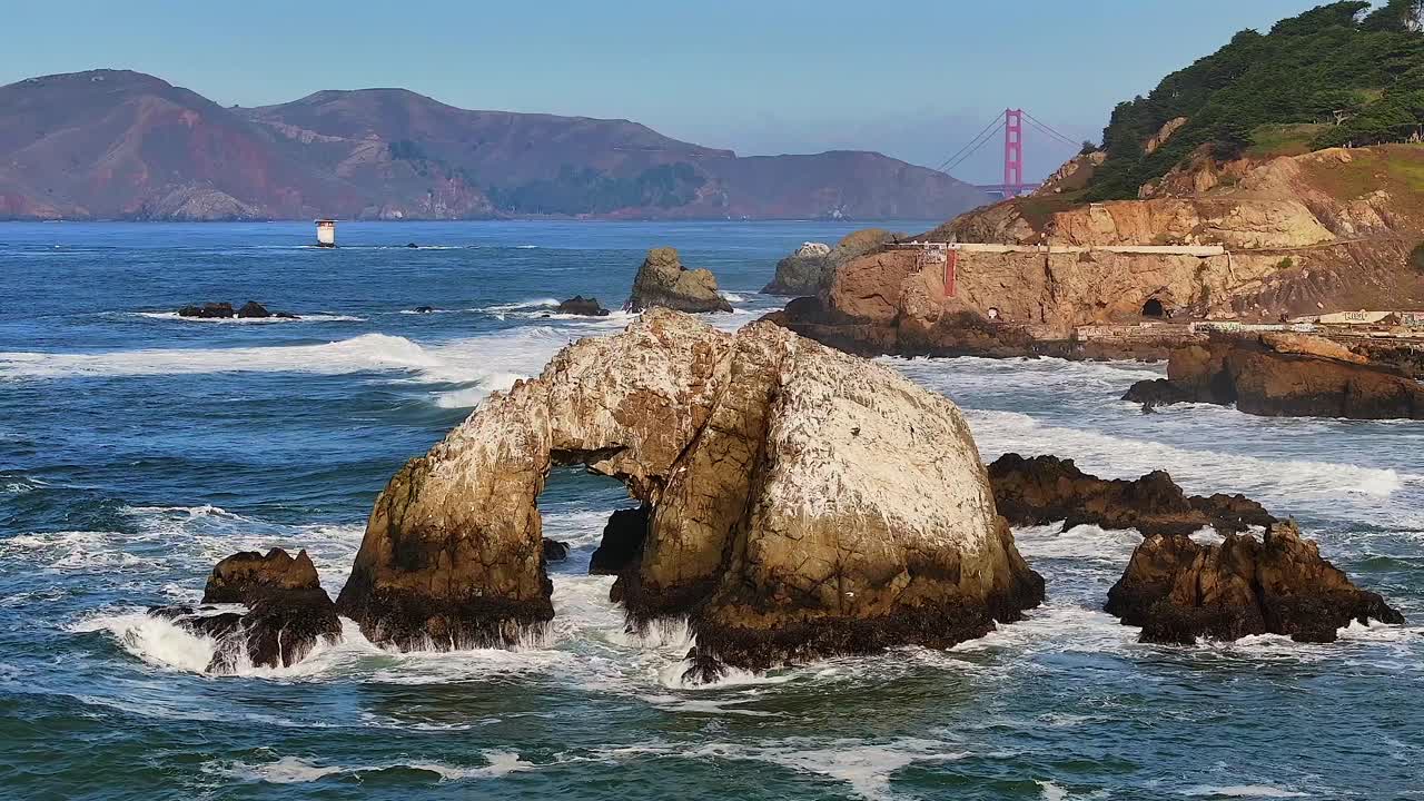 Sea rock, cliffhouse, Golden Gate Bridge