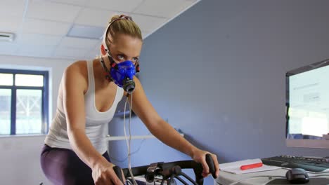 cyclist using metabolic gas analyser