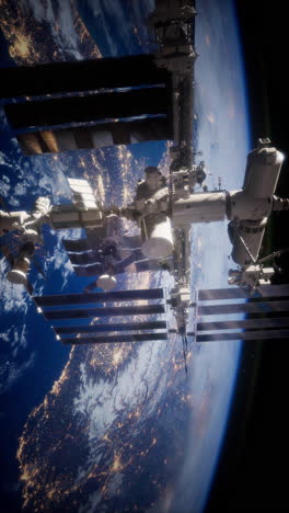 la estación espacial internacional orbita la tierra sobre un impresionante paisaje nocturno
