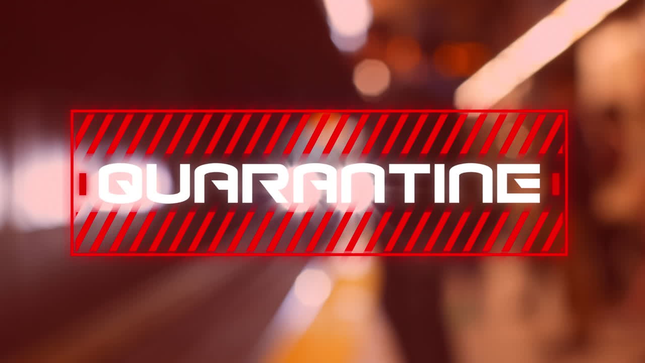 texto de cuarentena contra la estación de tren en el fondo