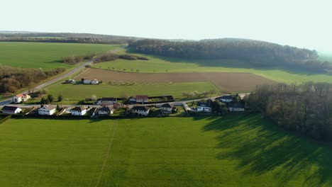 Schönes-Bauernhoffeld-In-Frankreich