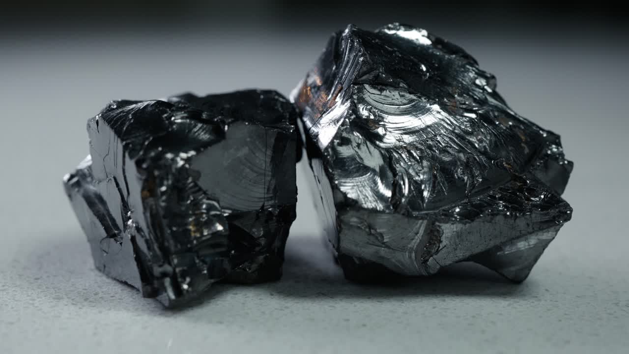 4k 30p Russian Elite Shungite Crystal Stone