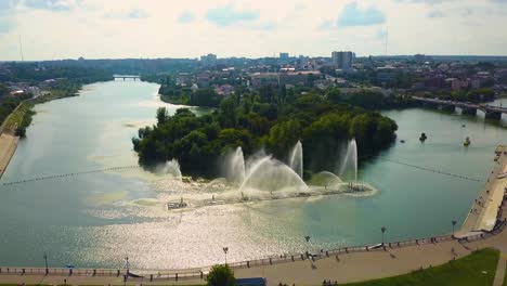 very large dynamic fountain on the river 02
