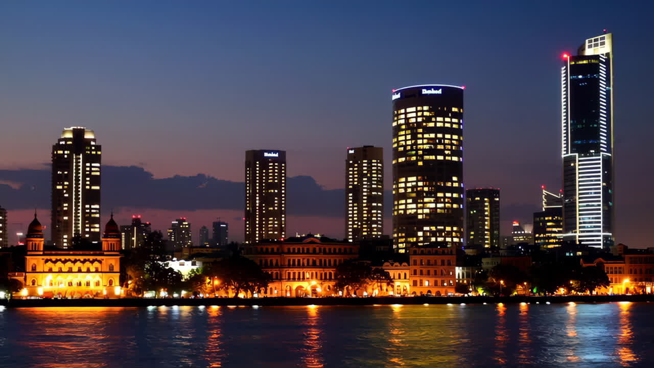 밤에 도시 스카이라인