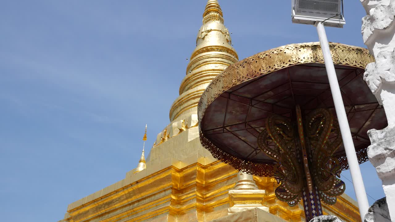 タイ北部、ナン県にある古代の黄金の仏塔、ワット・プラ・タート・チェー・ヘーン