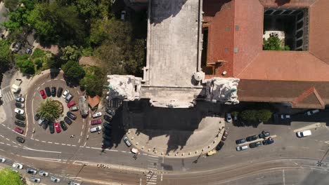 la basílica de la iglesia vista desde arriba descendiendo lisboa portugal