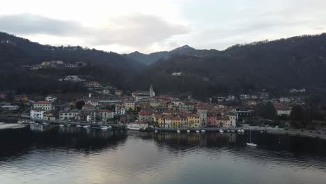 Stadt-Pella-Am-Ortasee