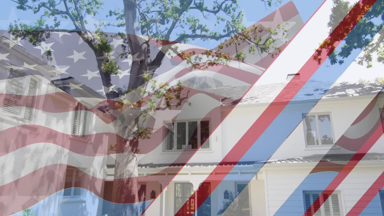 Animação de estrelas e listras com a bandeira americana sobre uma casa.