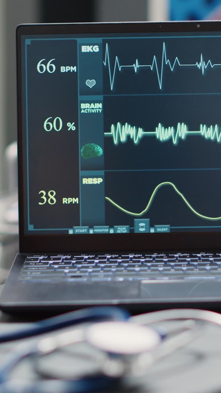 Video verticale: battito cardiaco su laptop alla reception vuota
