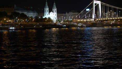 View-to-Liberty-bridge-at-night,-in-Budapest,-Hungary