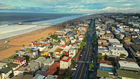 vecindario residencial con casas y calle carretera, playa de manhattan