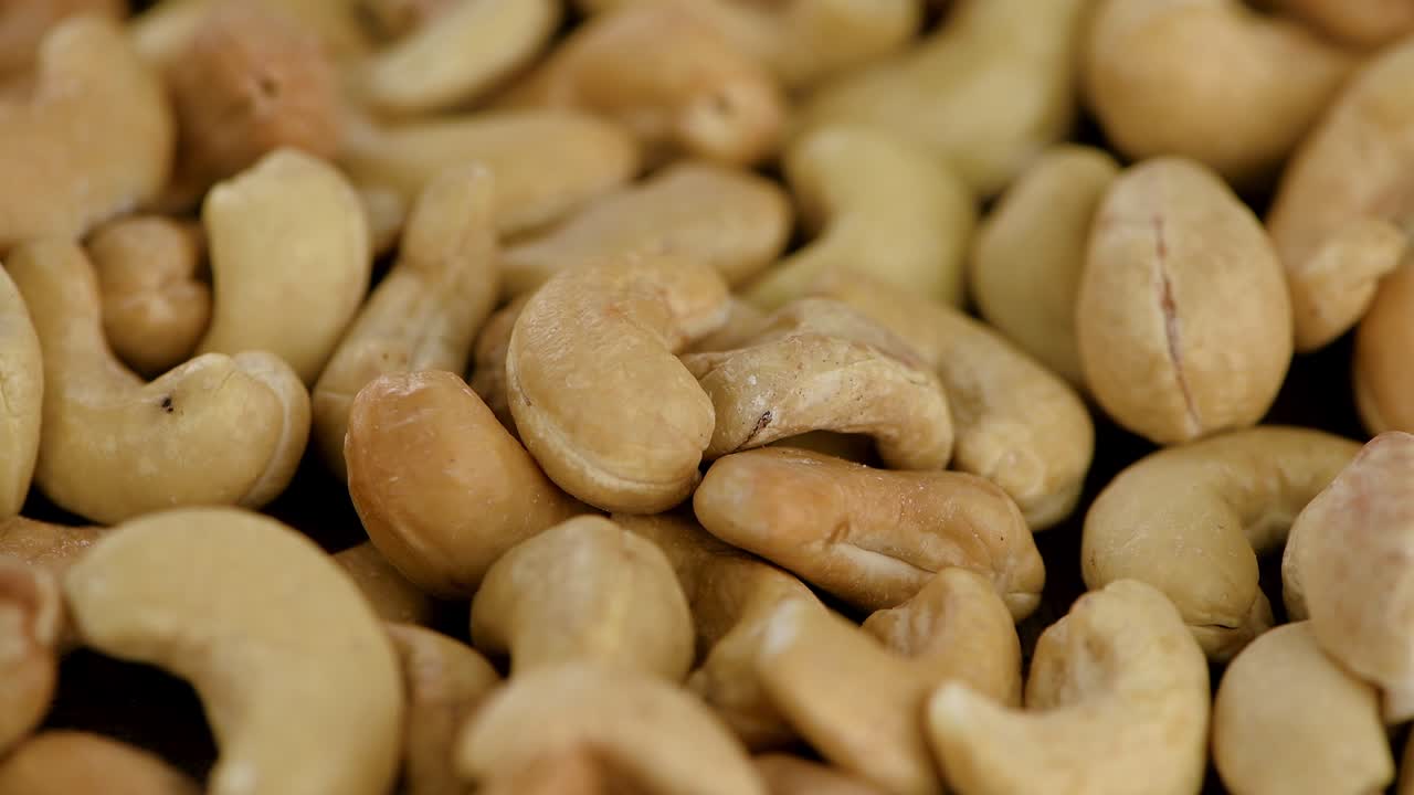 Rotating Cashew Nuts (seamless loopable 4K)