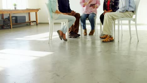 Group-of-people-interacting-with-each-other-4k