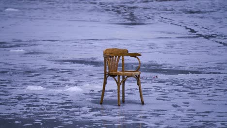 the chair rests on ice, creating a feeling of weightlessness and levitation