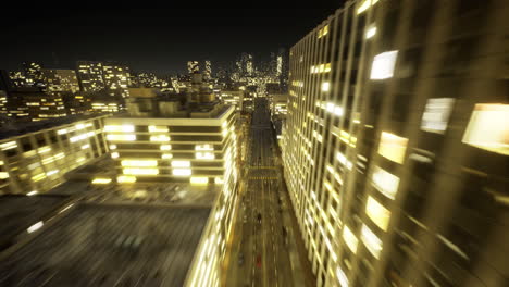 horizonte de la ciudad iluminado por la noche con luces brillantes y rascacielos