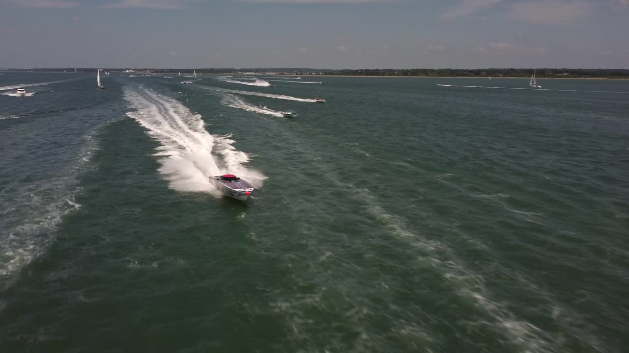 우코프라 라운드 더 아일랜드 레이스 2023 클립 6