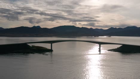 Bird's-eye-view-of-the-famous-Atlantic-Road-in-Møre-og-Romsdal-county,-Norway