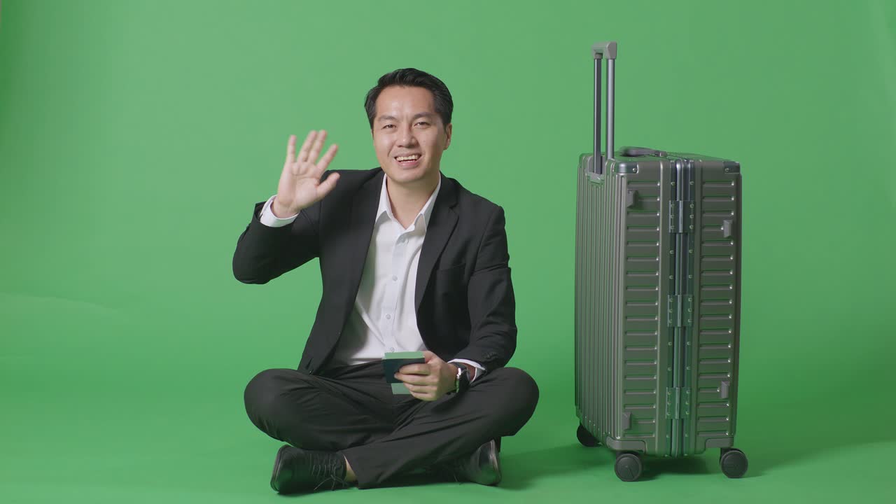 여행 을 준비 하고 있는 사업가