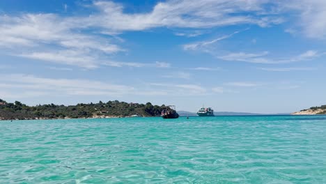 Playas-Limpias-Con-Bandera-Azul-De-La-Península-De-Halkidiki,-Grecia.