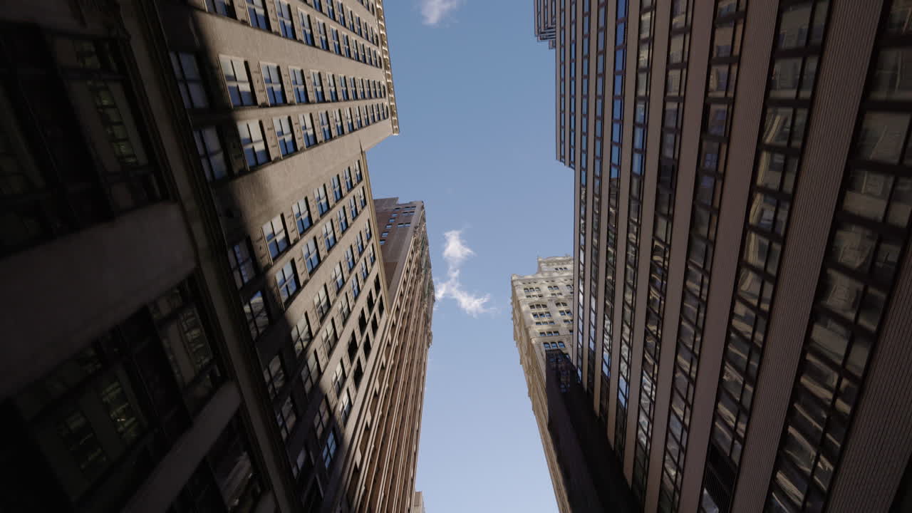 Vista de baixo ângulo entre arranha-céus de Manhattan, com fachadas modernas e históricas contra o céu azul, uma perspectiva ascendente em Nova York