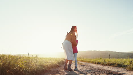 Girl,-mom-and-field-for-plane