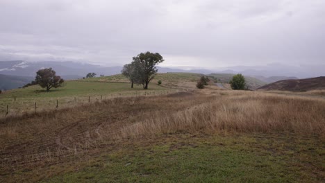 Blick-über-Die-Region-New-South-Wales-In-Der-Nähe-Des-Aussichtspunkts-Southern-Cloud-Memorial-An-Einem-Bewölkten-Tag