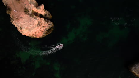 Top-view-of-a-boat-on-the-Atlantic-Ocean