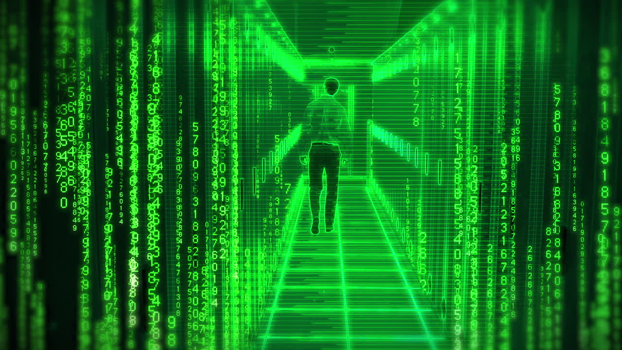 animación de codificación binaria sobre hombre de negocios caucásico en la sala de servidores