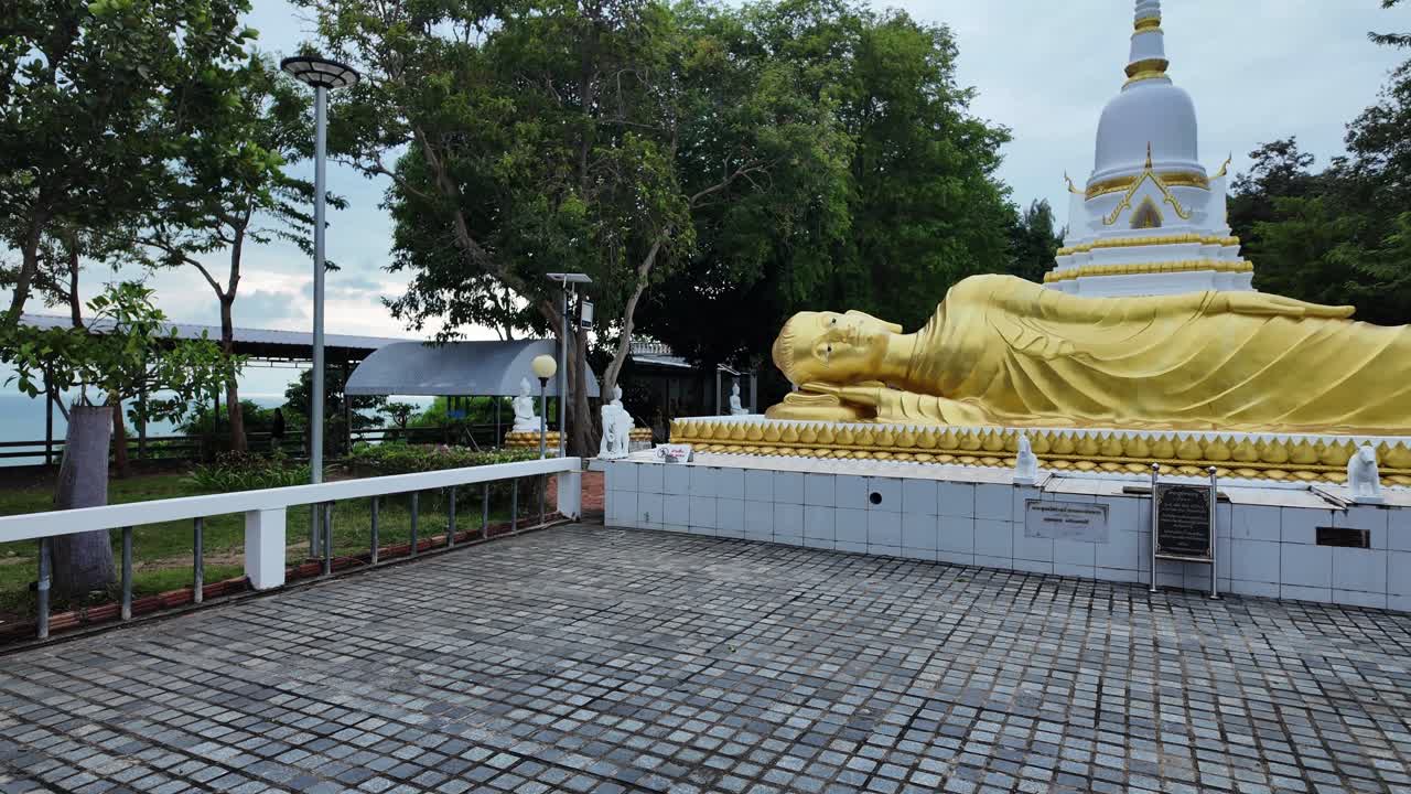 Wat Khao Chedi Koh Samui temple complex buddhist religion Thailand symbol pilgrimage