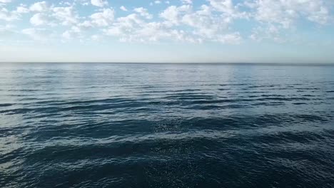 Vuelo-De-Drones-Ingresando-Al-Mar-De-Cortés-En-Los-Cabos-México