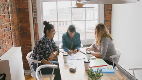 businesswomen discussing with each other 4k