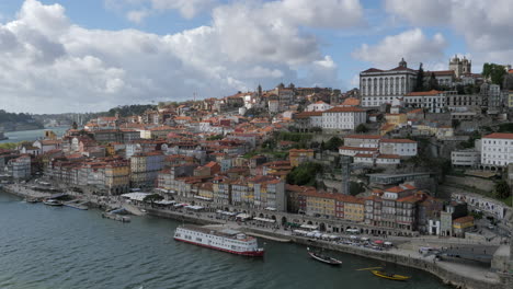 Panoramablick-Auf-Die-Historische-Stadt-Porto,-Portugal