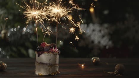 christmas cake with sparklers