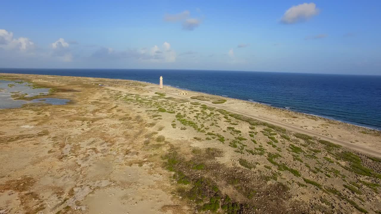 등대 가 있는 해안 풍경