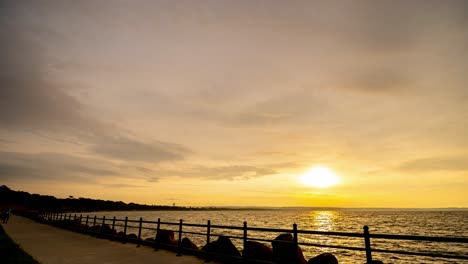 海上平靜的日落 時間流逝