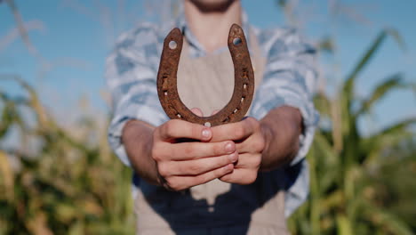 farmer shows a horse symbol 3