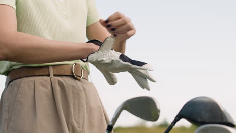 caucasian woman on the golf course.