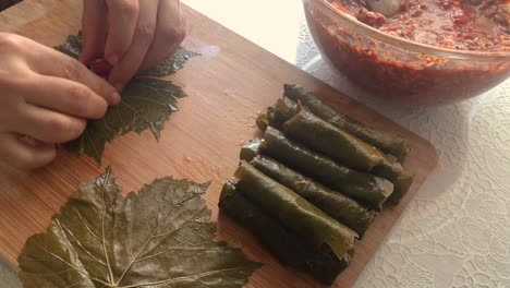 dolma, dolmades o dolmadakia