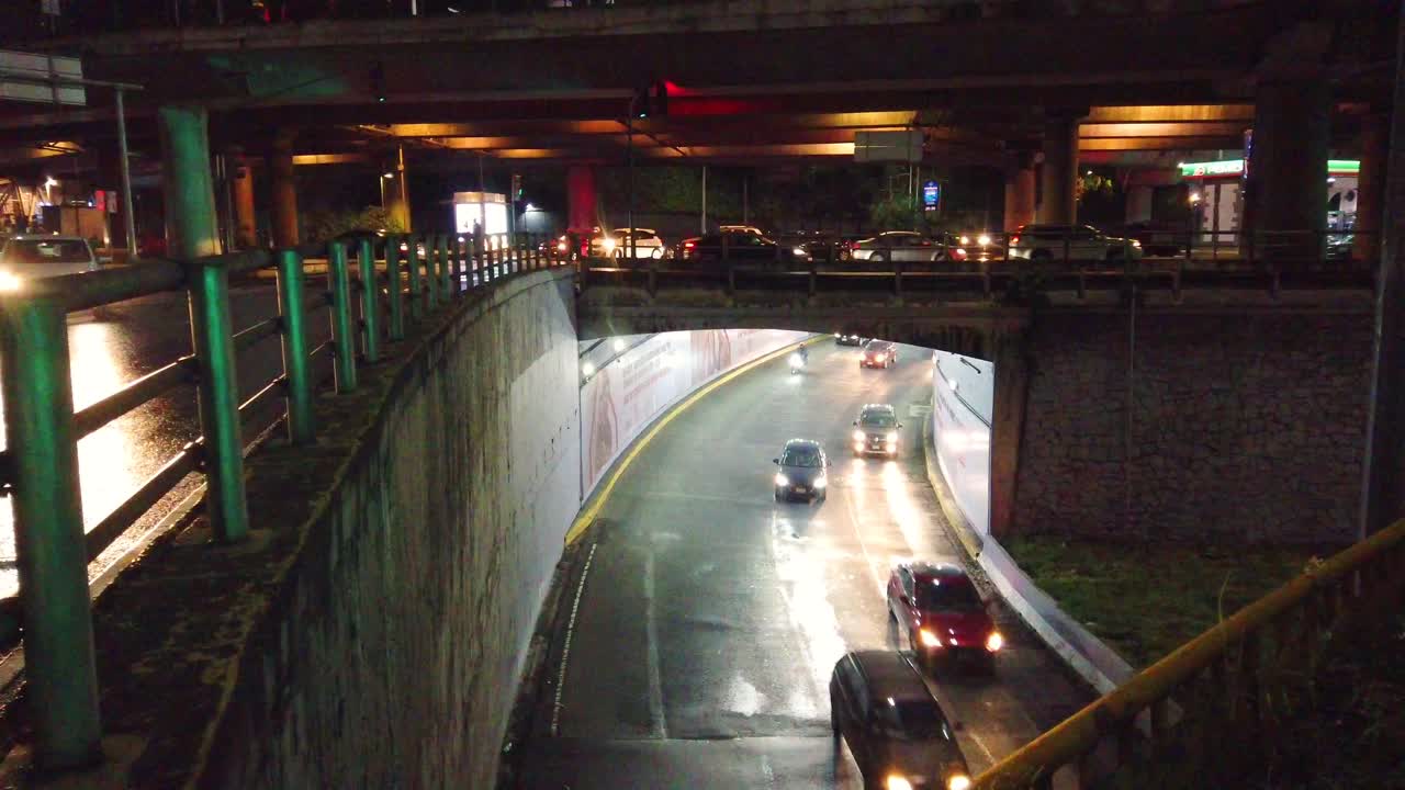 Night traffic of mexico city