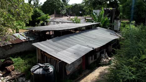 View-over-the-barracks-of-a-small-coconut-plantation-in-Kenya