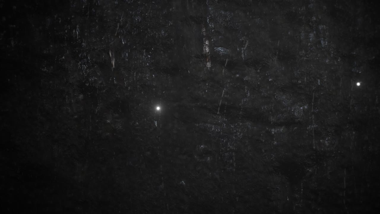 la lluvia y las moscas brillan en la textura oscura de la pared