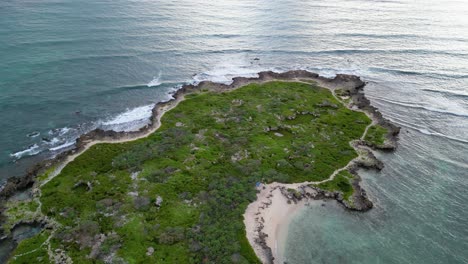 popoia island, oahu, hawaii. aerial drone, ascending, 4k30