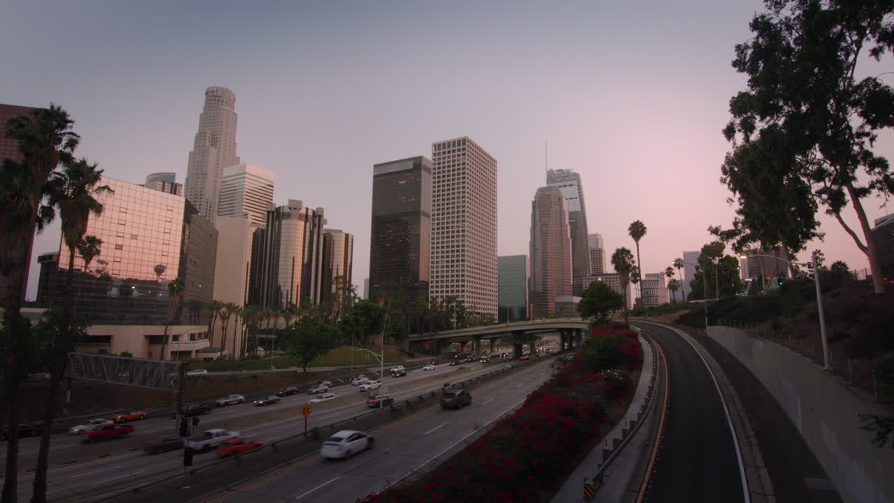 Ampia inquadratura di Downtown LA al tramonto.