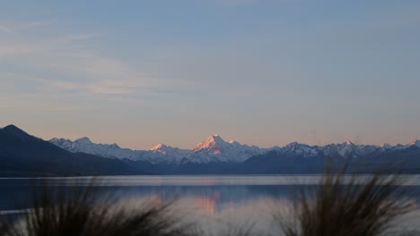 vibrant sunset time lapse over lake pukaki and mount cook