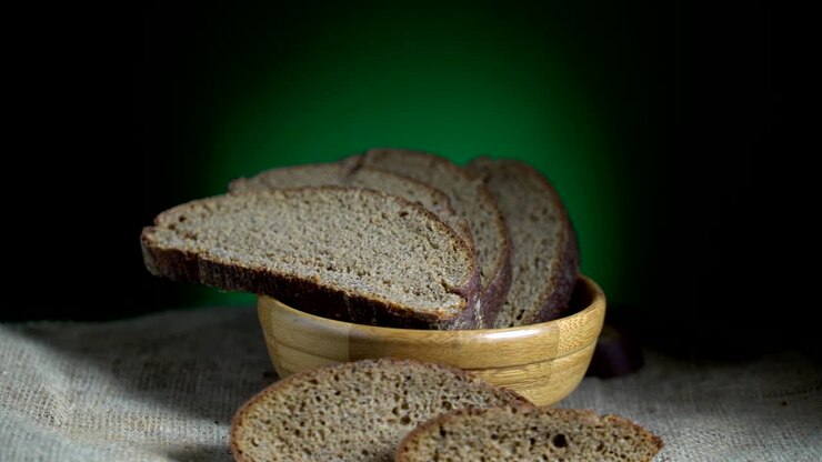Black bread Turning Loopable