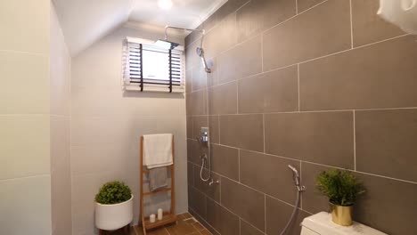 minimal and stylish bathrrom with shower head