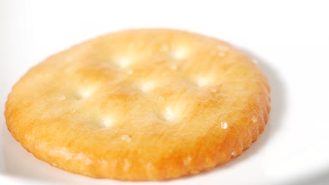 round cracker